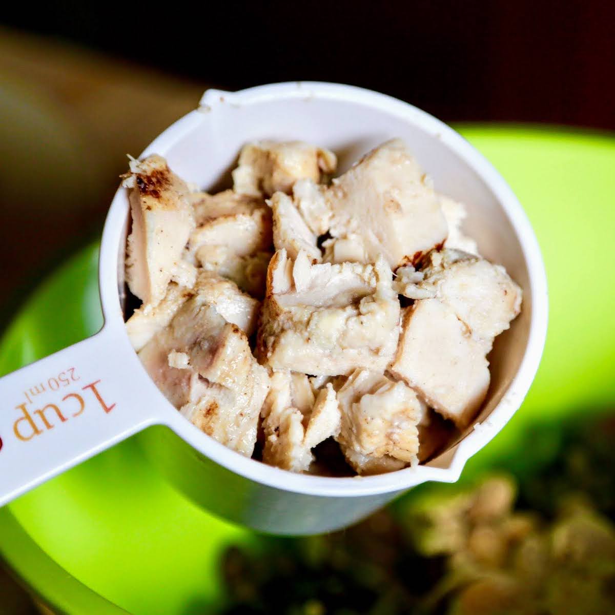 ¾ cup filled with cut cooked chicken