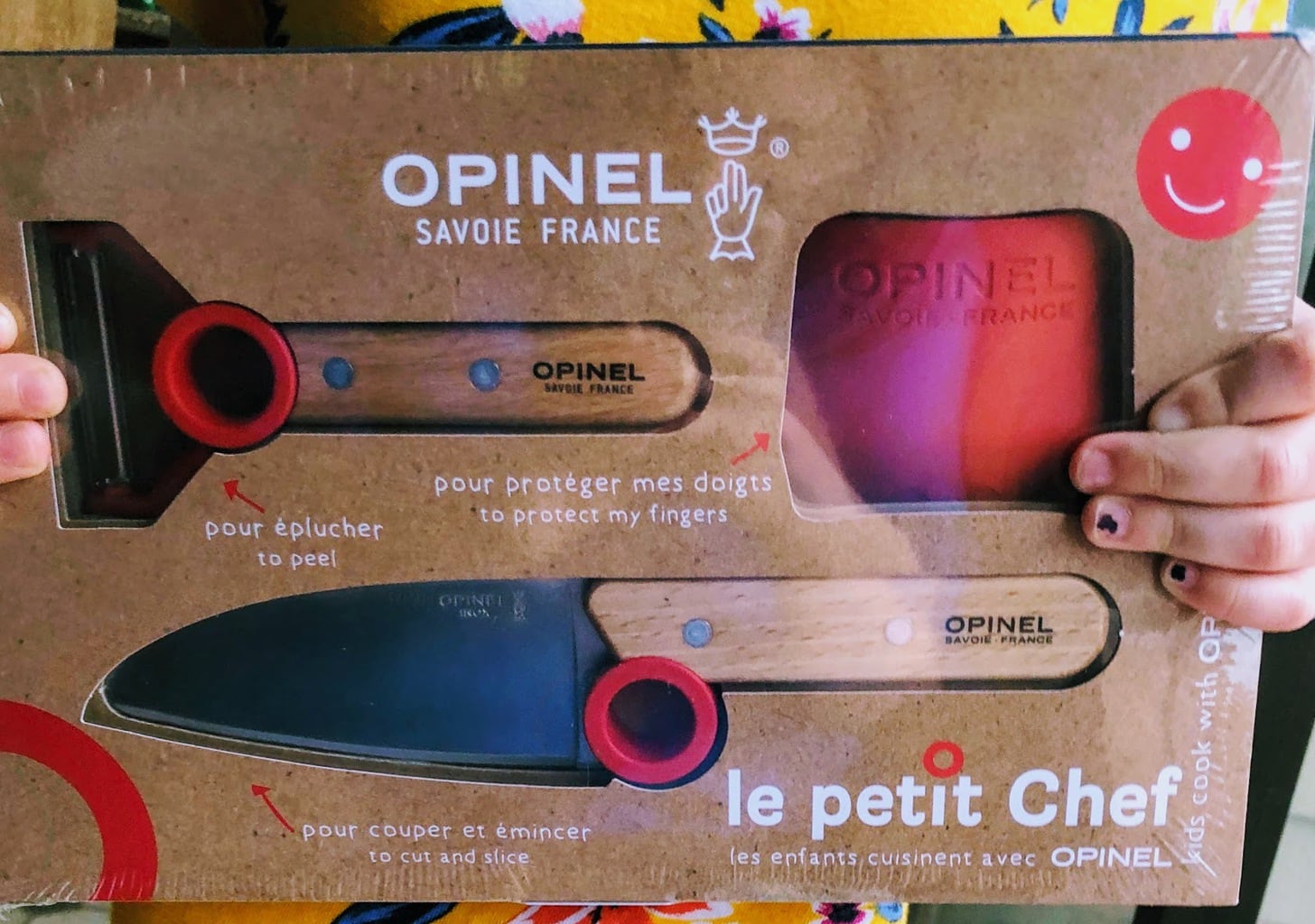 package of red Opinel Knife, Peeler & Safety Guard
