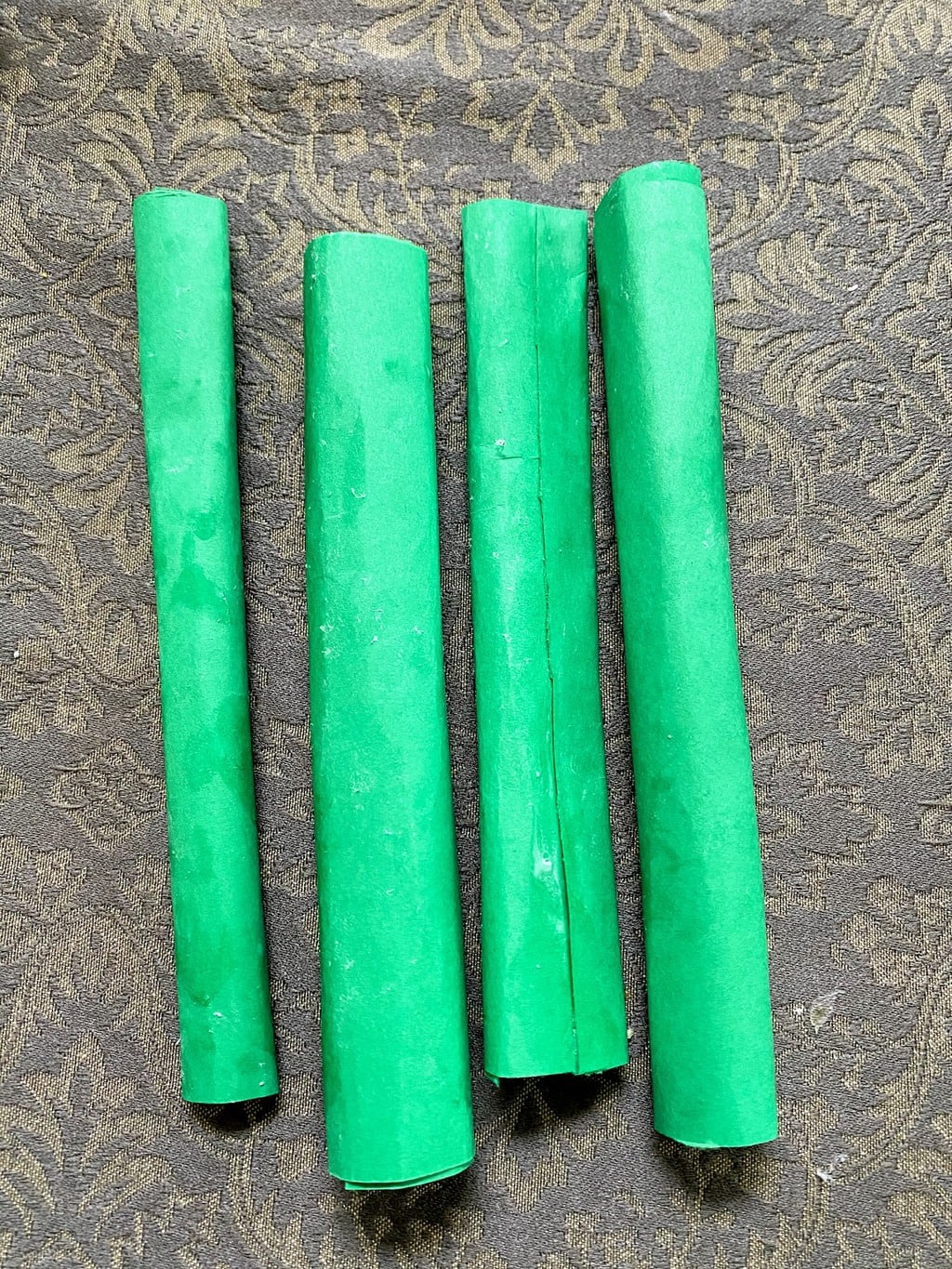 paper asparagus spears