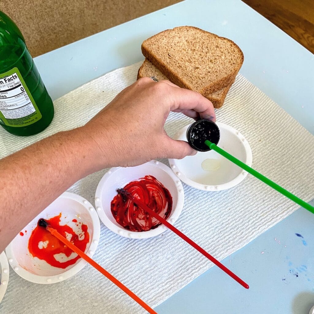 mixing food gel with water