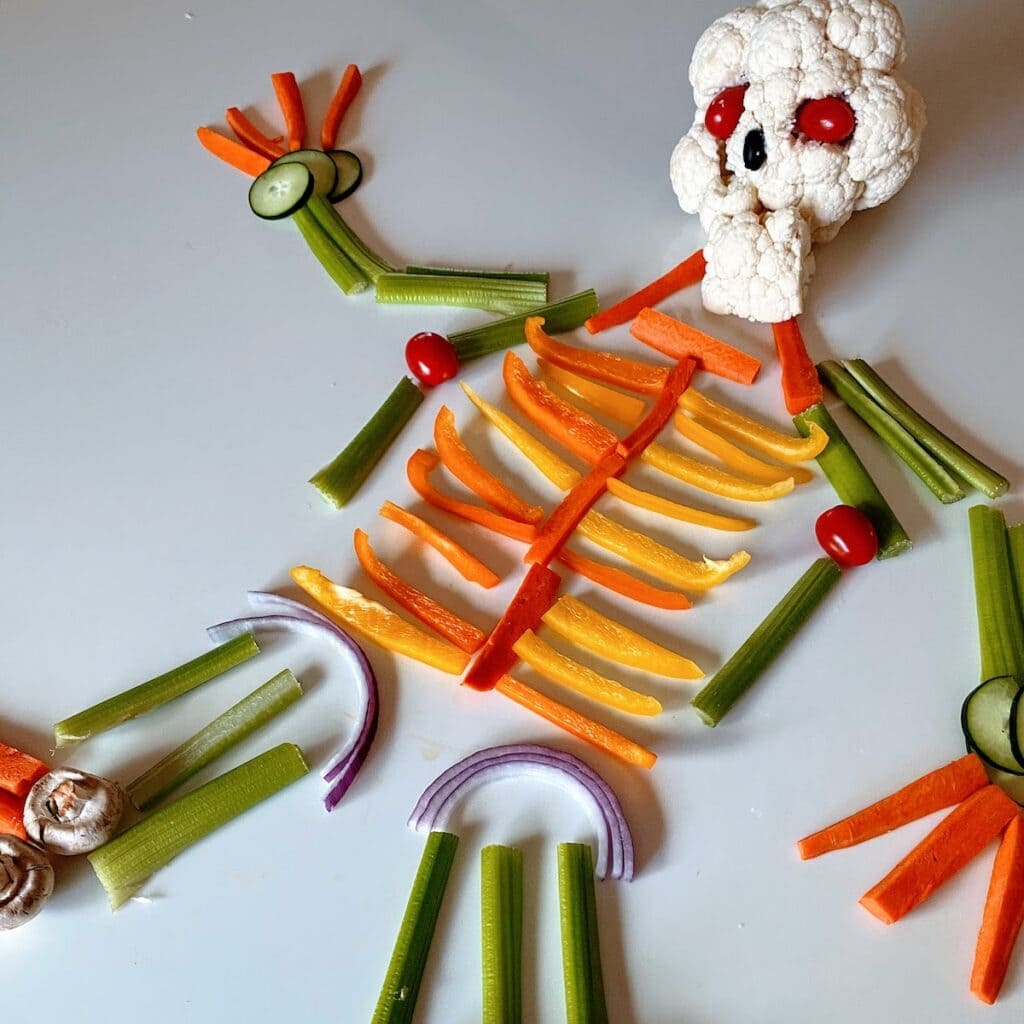 vegetable tray formed into skeleton