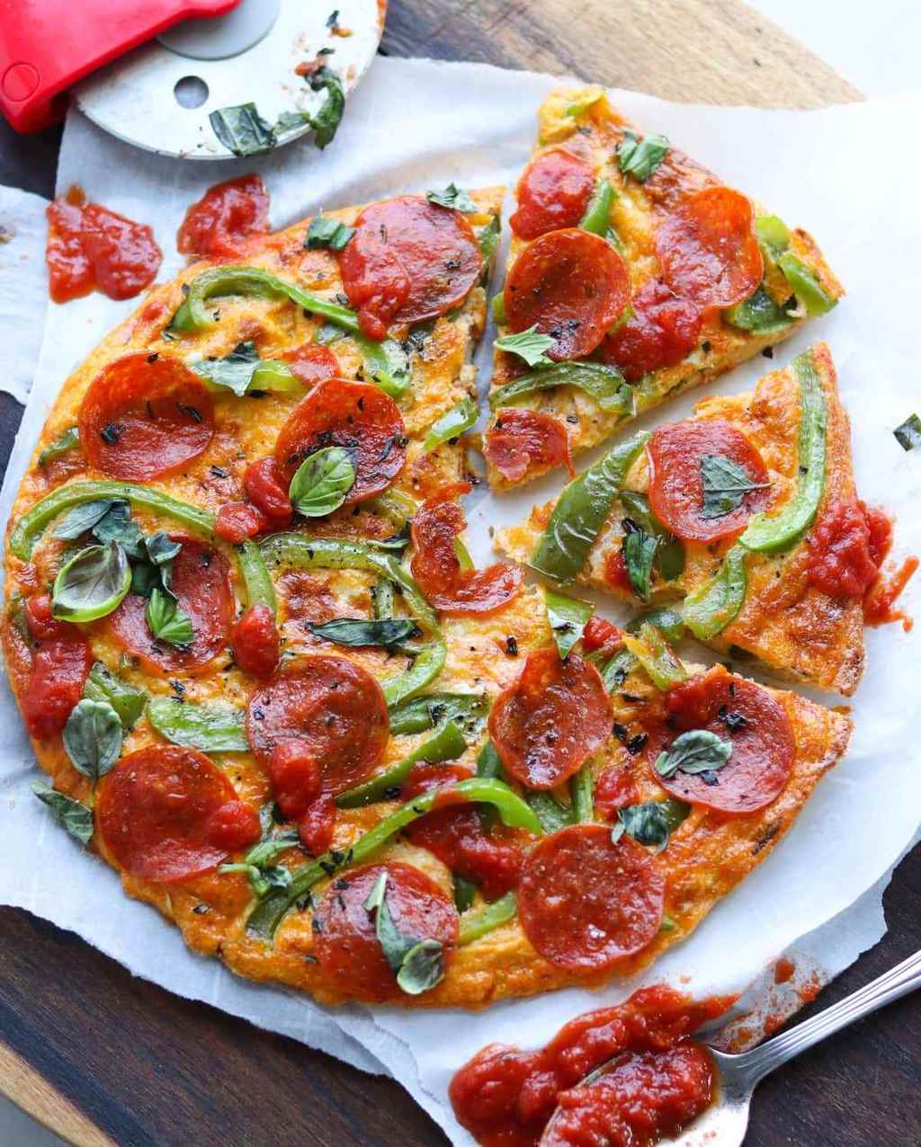 pepperoni pizza frittata with peppers