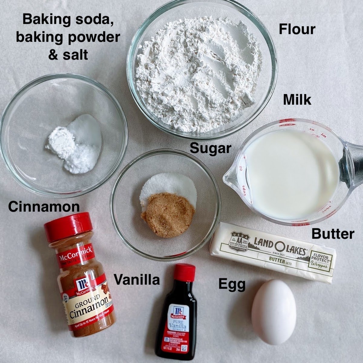 ingredients for cinnamon pancakes with vanilla 