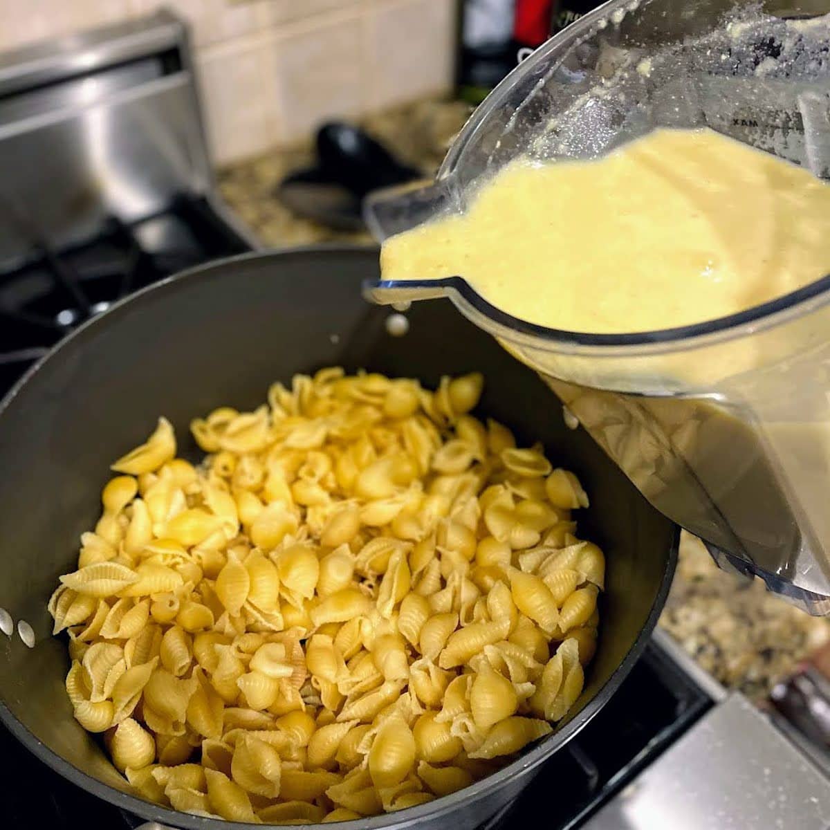 adding dairy-free cheese sauce to pasta 