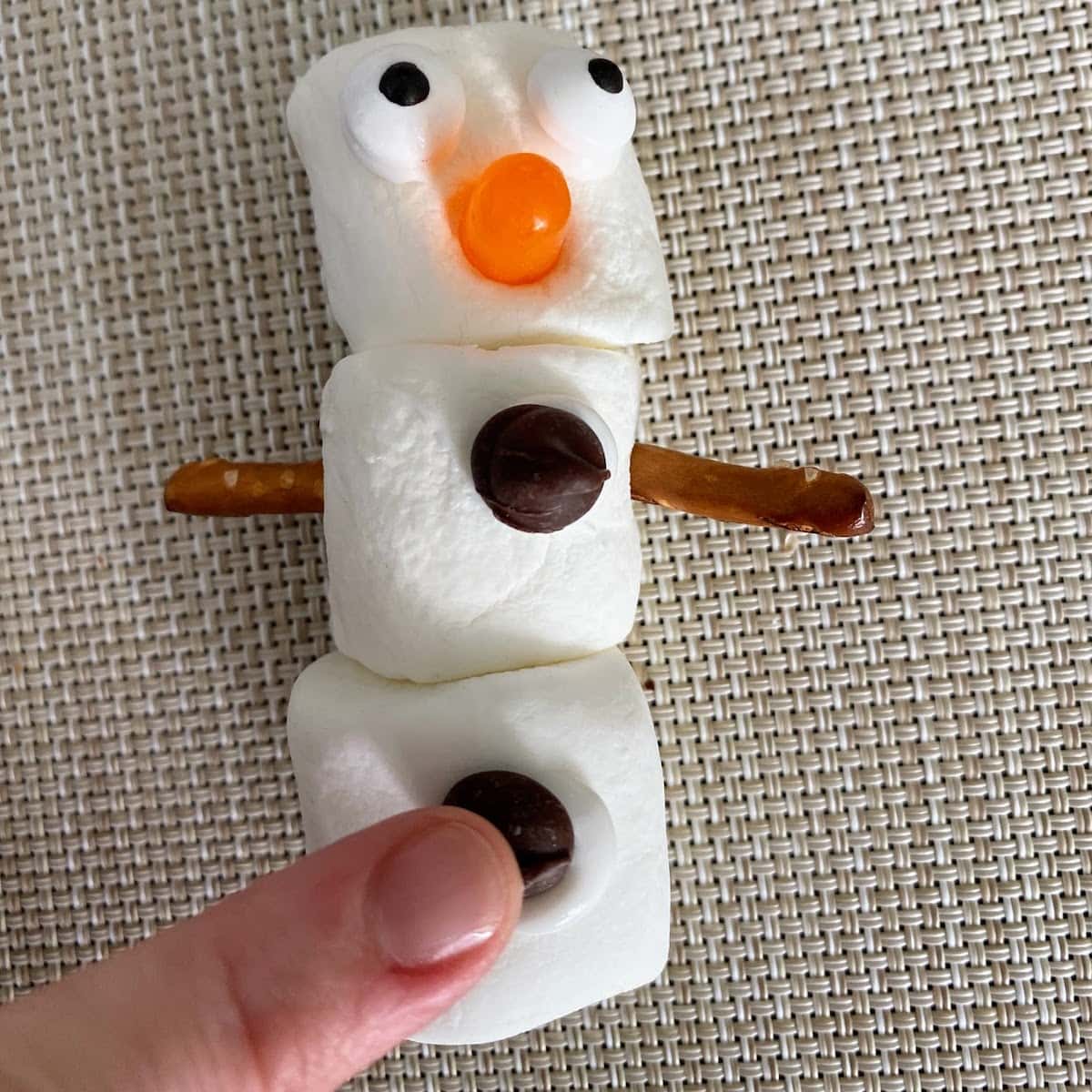 snowman's buttons