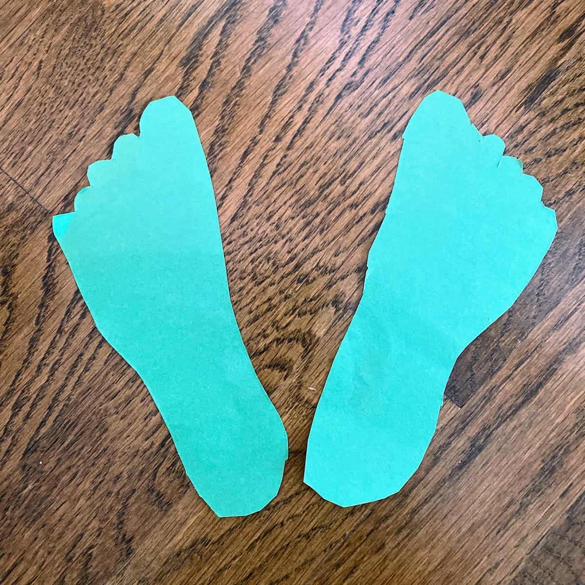 cut out green footprints
